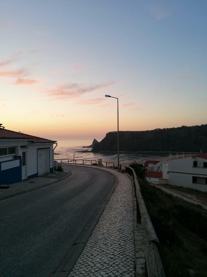 Carlo'S Beach Guest House Praia de Odeceixe Exterior photo